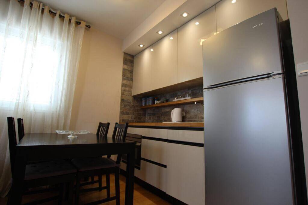 Royal Apartments , Blvd Nitza 8 Netanya Ngoại thất bức ảnh
